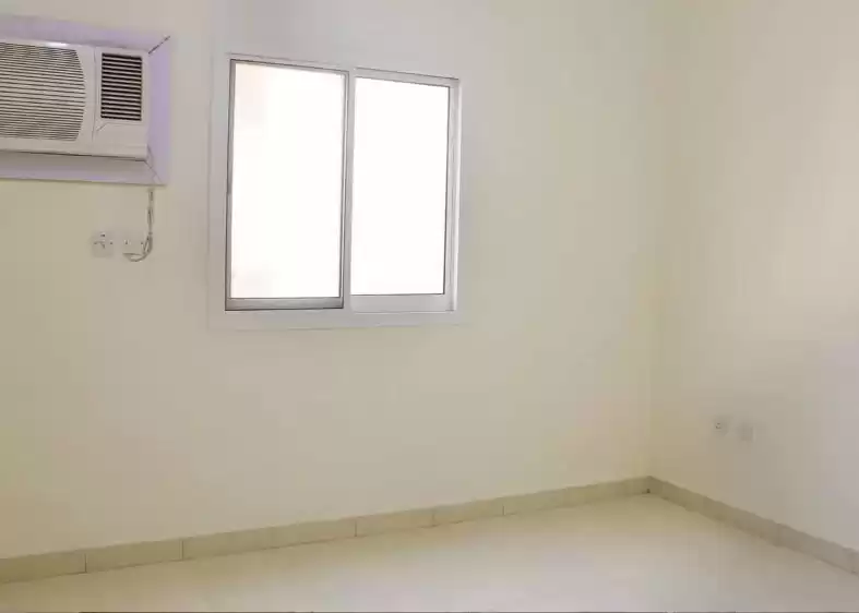 Wohn Klaar eigendom 3 Schlafzimmer U/F Wohnung  zu vermieten in Al Sadd , Doha #10406 - 1  image 