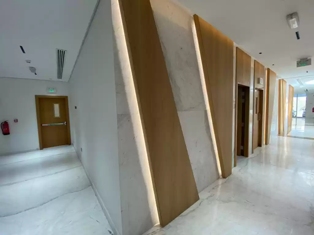 住宅 就绪物业 3 间卧室 U/F 公寓  出租 在 萨德 , 多哈 #10407 - 1  image 