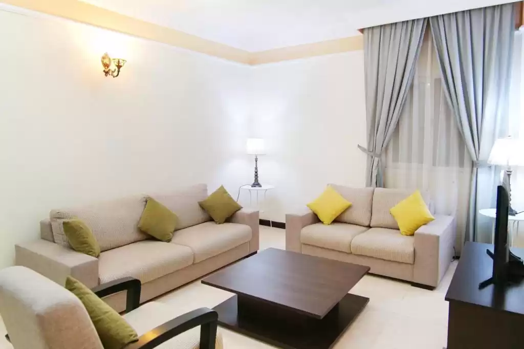Wohn Klaar eigendom 2 Schlafzimmer F/F Wohnung  zu vermieten in Al Sadd , Doha #10572 - 1  image 