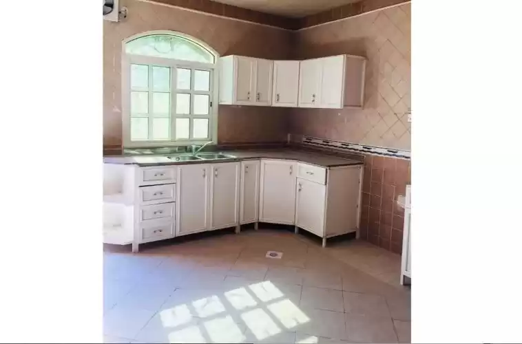 مسکونی املاک آماده 4 اتاق خواب U/F ویلای مستقل  برای اجاره که در السد , دوحه #10643 - 1  image 