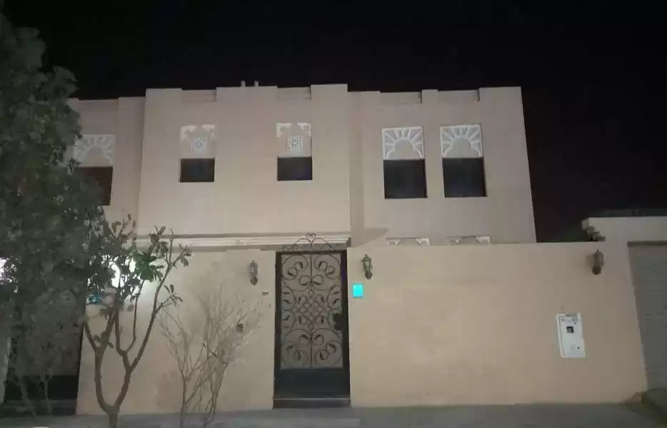 مسکونی املاک آماده 3 خوابه U/F ویلای مستقل  برای اجاره که در السد , دوحه #10655 - 1  image 
