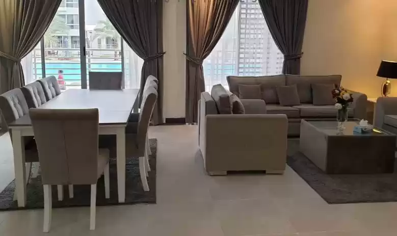 yerleşim Hazır Mülk 3 yatak odası F/F Site İçinde Villa  kiralık içinde Al Sadd , Doha #10695 - 1  image 