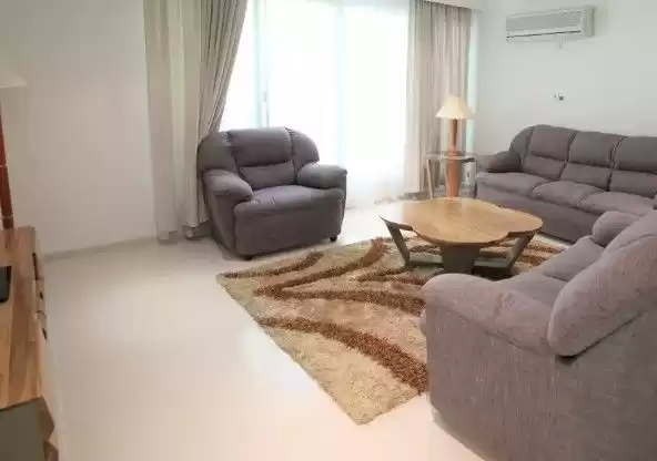 Residencial Listo Propiedad 3 dormitorios F / F Villa en Compound  alquiler en al-sad , Doha #10816 - 1  image 