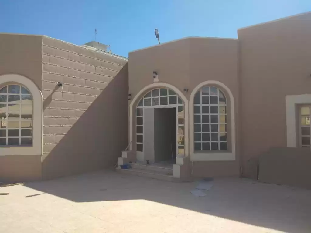 Résidentiel Propriété prête 1 chambre U / f Appartement  a louer au Al-Sadd , Doha #11022 - 1  image 