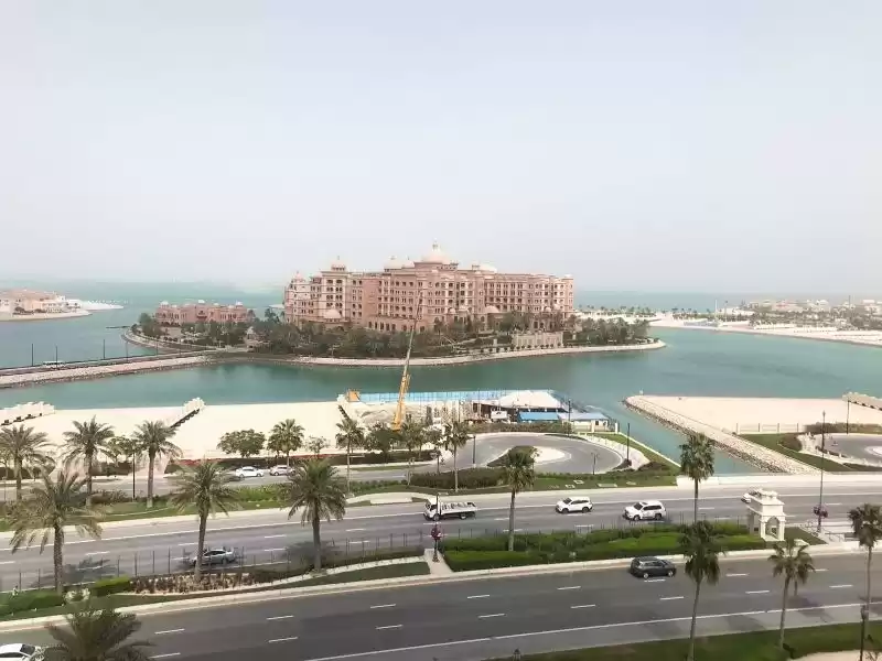 yerleşim Hazır Mülk 2 yatak odası S/F Apartman  kiralık içinde Al Sadd , Doha #11051 - 1  image 