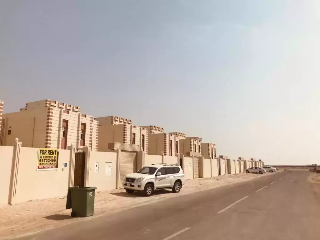 Residential Ready Property 7+ Bedrooms S/F Villa in Compound  for rent in Al Sadd , Doha #11260 - 1  image 