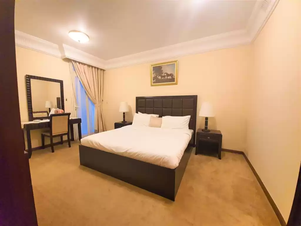 Residential Ready Property 2 Bedrooms F/F Apartment  for rent in Al Sadd , Doha #11302 - 1  image 
