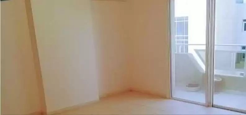 住宅 就绪物业 3 间卧室 U/F 公寓  出租 在 萨德 , 多哈 #11345 - 1  image 