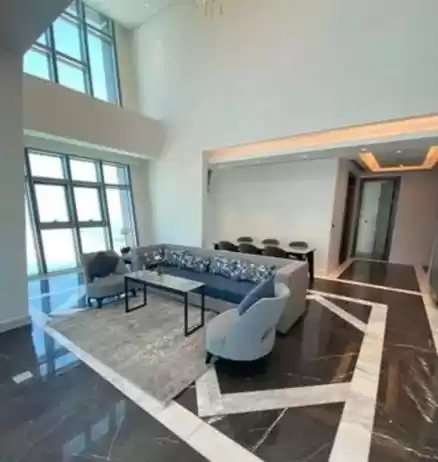 سكني عقار جاهز 5 + غرفة خادمة نصف مفروش دوبلكس  للإيجار في السد , الدوحة #11435 - 1  صورة 