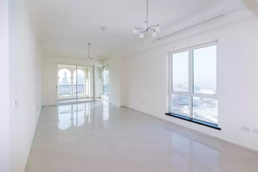 Wohn Klaar eigendom 3 Schlafzimmer S/F Wohnung  zu vermieten in Al Sadd , Doha #11515 - 1  image 