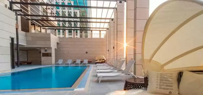 Wohn Klaar eigendom 2 Schlafzimmer F/F Wohnung  zu vermieten in Al Sadd , Doha #11649 - 1  image 