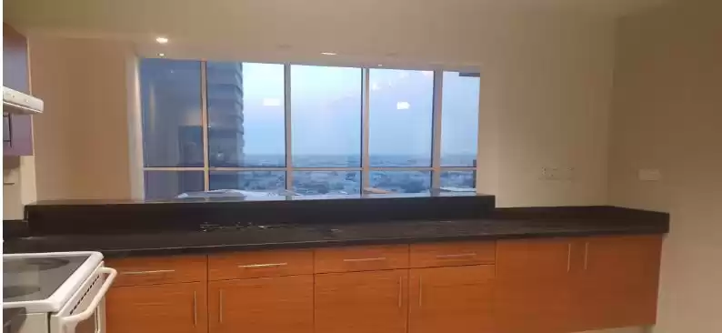 Résidentiel Propriété prête 3 chambres F / F Appartement  a louer au Al-Sadd , Doha #11773 - 1  image 