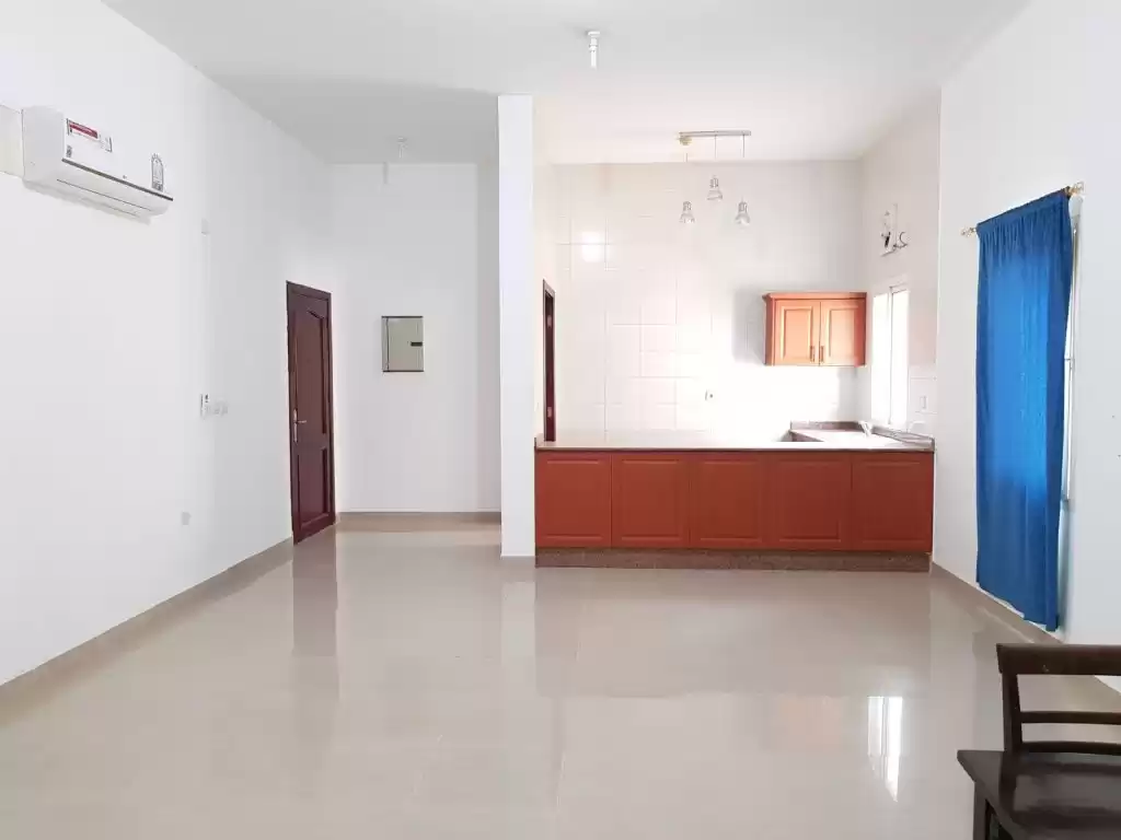 住宅 就绪物业 1 间卧室 楼/楼 公寓  出租 在 萨德 , 多哈 #12023 - 1  image 