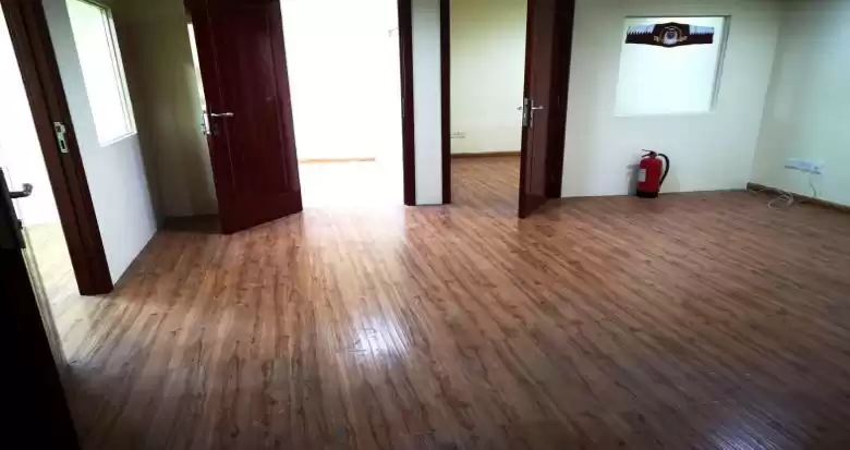 Коммерческий Готовая недвижимость Ж/Ж Офис  в аренду в Аль-Садд , Доха #12034 - 1  image 