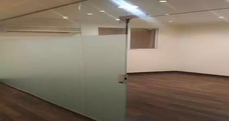 تجاری املاک آماده U/F دفتر  برای اجاره که در دوحه #12056 - 1  image 