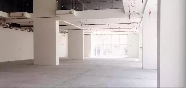 Commercial Propriété prête U / f Bureau  a louer au Doha #12076 - 1  image 