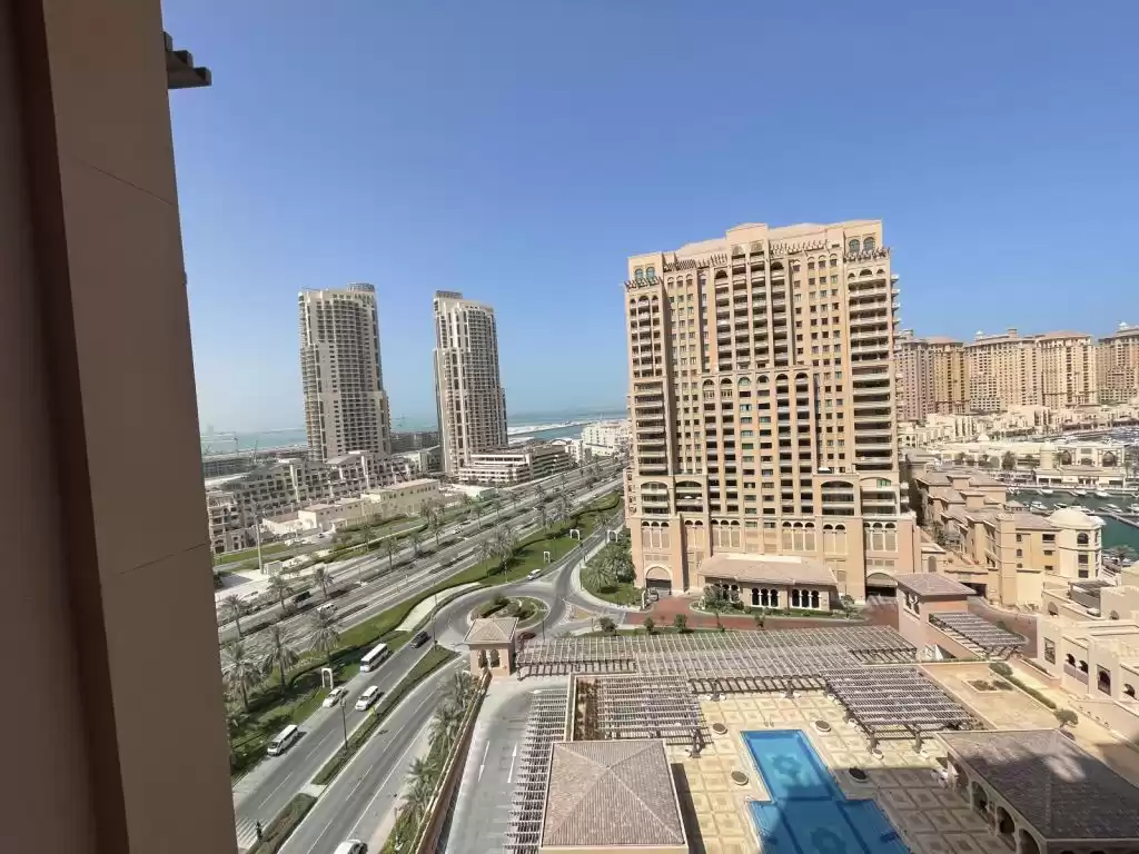 yerleşim Hazır Mülk 1 yatak odası S/F Apartman  kiralık içinde Al Sadd , Doha #12097 - 1  image 