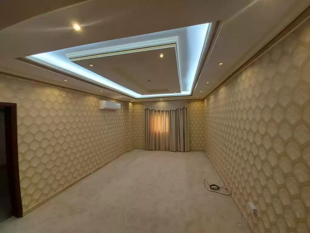 住宅 就绪物业 2 间卧室 U/F 公寓  出租 在 萨德 , 多哈 #12126 - 1  image 