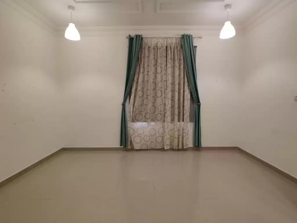yerleşim Hazır Mülk 1 yatak odası U/F Apartman  kiralık içinde Al Sadd , Doha #12225 - 1  image 