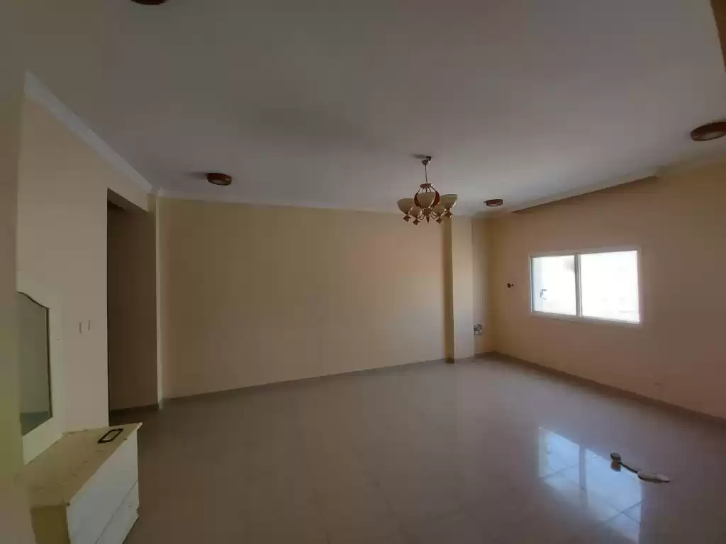 住宅 就绪物业 2 间卧室 U/F 公寓  出租 在 萨德 , 多哈 #12230 - 1  image 