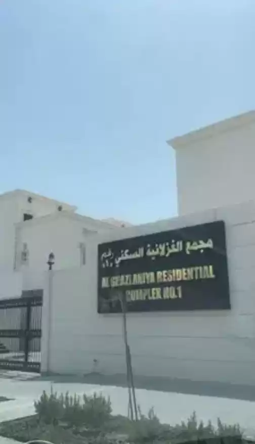 مسکونی املاک آماده 4 اتاق خواب U/F ترکیب  برای فروش که در السد , دوحه #12232 - 1  image 