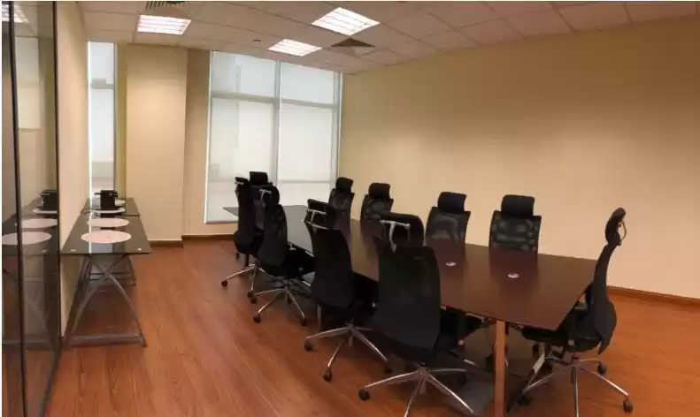商业的 就绪物业 楼/楼 办公室  出租 在 萨德 , 多哈 #12344 - 1  image 