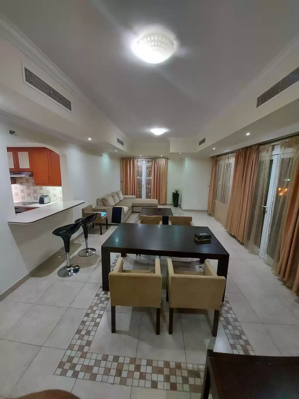 yerleşim Hazır Mülk 1 yatak odası F/F Apartman  kiralık içinde Al Sadd , Doha #12529 - 1  image 