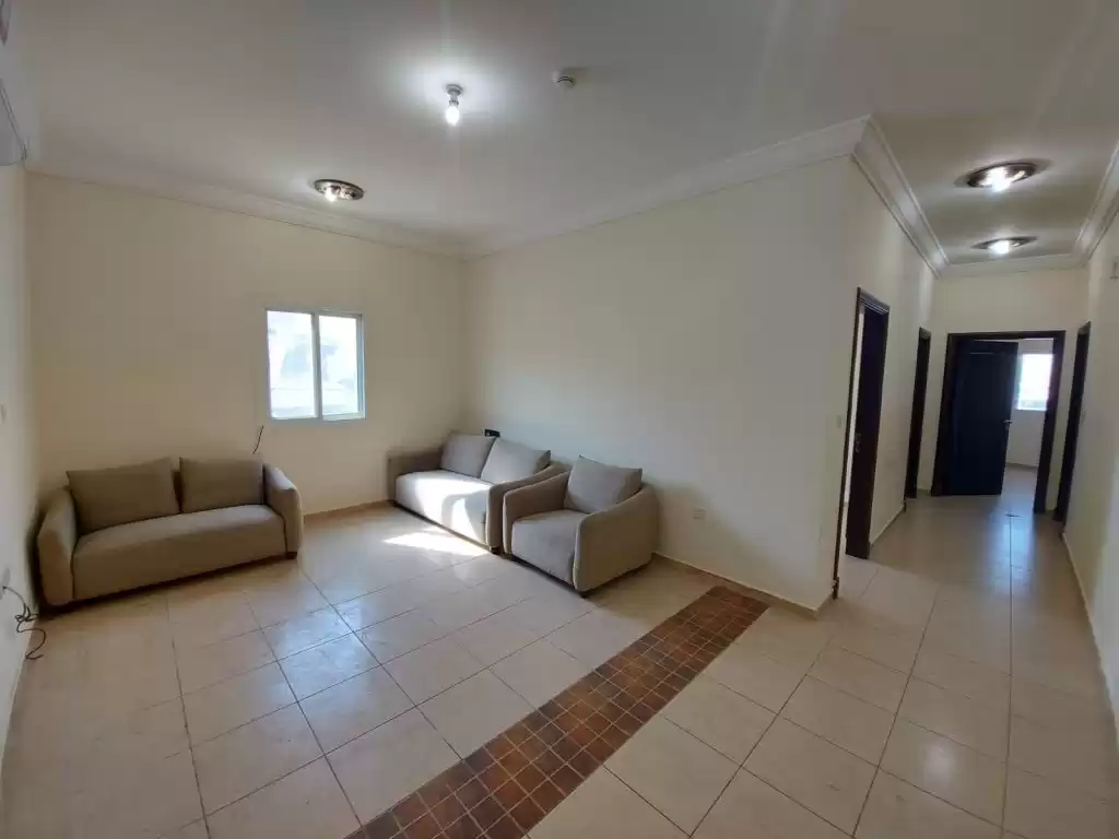 Residential Ready Property 2 Bedrooms U/F Apartment  for rent in Al Sadd , Doha #12565 - 1  image 