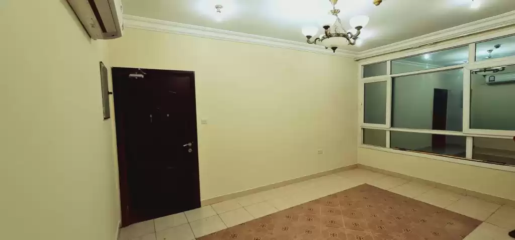 Residential Ready Property 2 Bedrooms S/F Apartment  for rent in Al Sadd , Doha #12579 - 1  image 