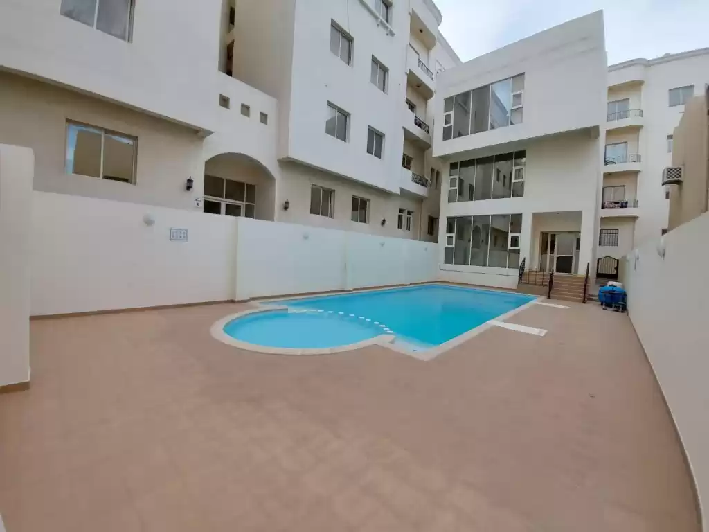 Residential Ready Property 3 Bedrooms U/F Apartment  for rent in Doha #12642 - 1  image 