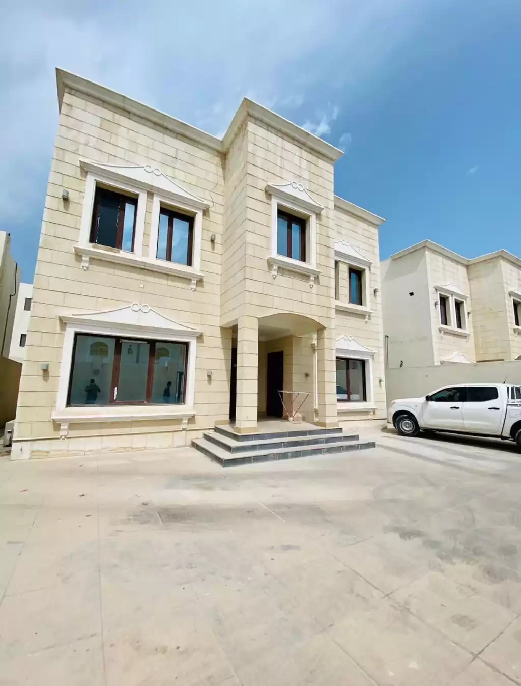 Residencial Listo Propiedad Estudio U / F Apartamento  alquiler en al-sad , Doha #12703 - 1  image 