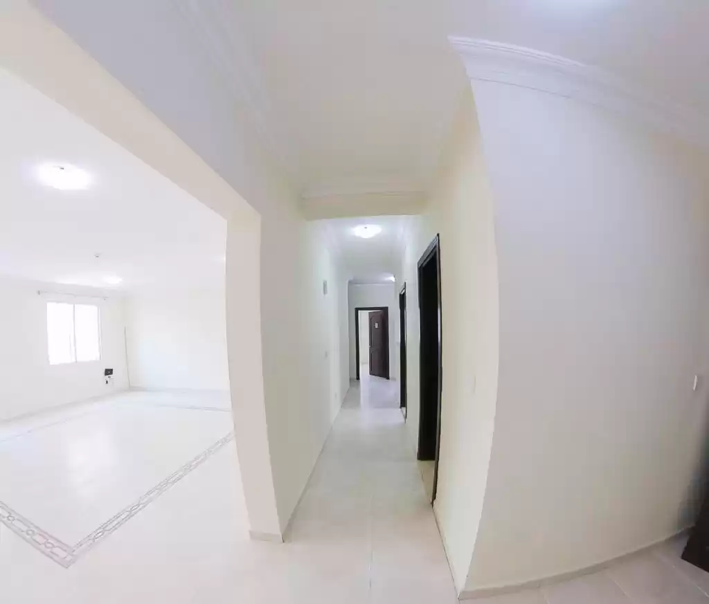 سكني عقار جاهز 3 غرف  غير مفروش شقة  للإيجار في السد , الدوحة #12733 - 1  صورة 