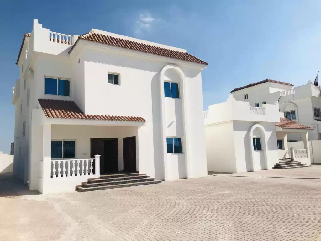 Residential Ready Property 6 Bedrooms U/F Standalone Villa  for rent in Al Sadd , Doha #12776 - 1  image 