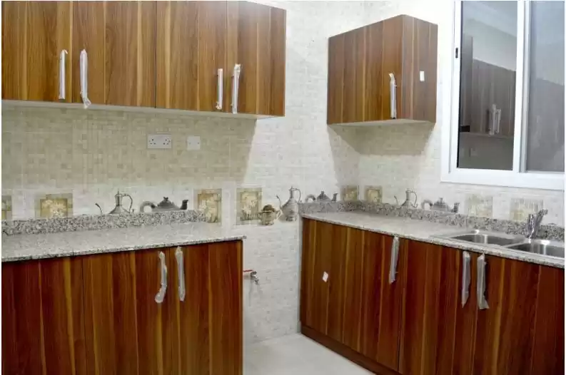 住宅 就绪物业 2 间卧室 U/F 公寓  出租 在 萨德 , 多哈 #12779 - 1  image 