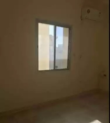 مسکونی املاک آماده 1 اتاق خواب S/F اپارتمان  برای اجاره که در دوحه #12792 - 1  image 