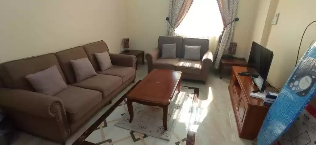 سكني عقار جاهز 2 غرف  مفروش شقة  للإيجار في السد , الدوحة #12803 - 1  صورة 
