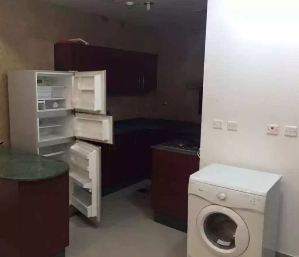 住宅 就绪物业 1 间卧室 楼/楼 公寓  出租 在 多哈 #12845 - 1  image 