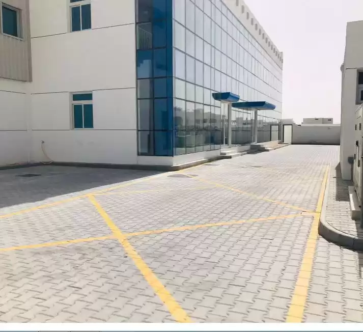 Commercial Ready Property U/F Warehouse  for rent in Al Sadd , Doha #12862 - 1  image 