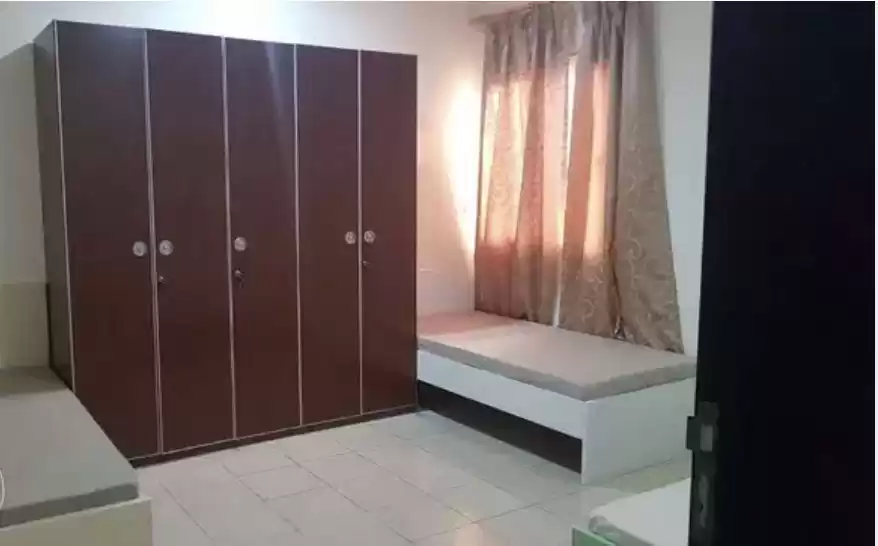 Résidentiel Propriété prête 3 chambres F / F Appartement  a louer au Al-Sadd , Doha #12901 - 1  image 