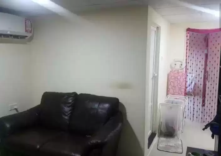 Residential Ready Property 1 Bedroom F/F Apartment  for rent in Al Sadd , Doha #12926 - 1  image 