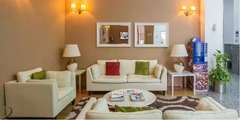 yerleşim Hazır Mülk 3 yatak odası F/F Apartman  kiralık içinde Al Sadd , Doha #12947 - 1  image 