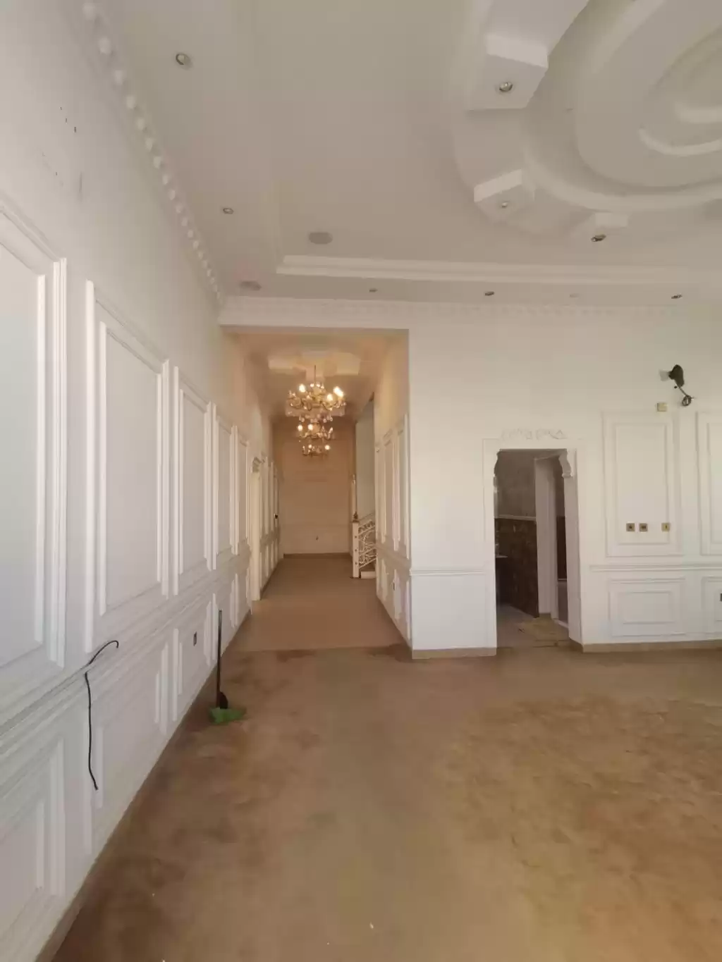 Residencial Listo Propiedad 6 habitaciones U / F Villa Standerlone  alquiler en al-sad , Doha #12967 - 1  image 