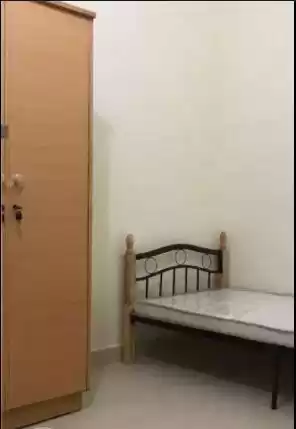 yerleşim Hazır Mülk 1 yatak odası F/F Apartman  kiralık içinde Doha #13016 - 1  image 