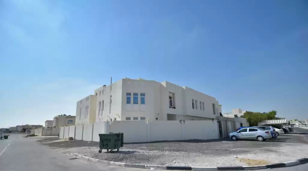 مسکونی املاک آماده 1 اتاق خواب U/F اپارتمان  برای اجاره که در السد , دوحه #13021 - 1  image 