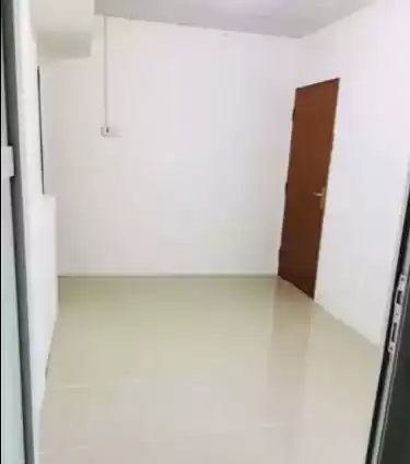 Résidentiel Propriété prête 1 chambre S / F Villa à Compound  a louer au Al-Sadd , Doha #13032 - 1  image 