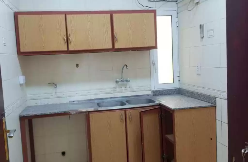Residencial Listo Propiedad 3 dormitorios U / F Apartamento  alquiler en al-sad , Doha #13059 - 1  image 