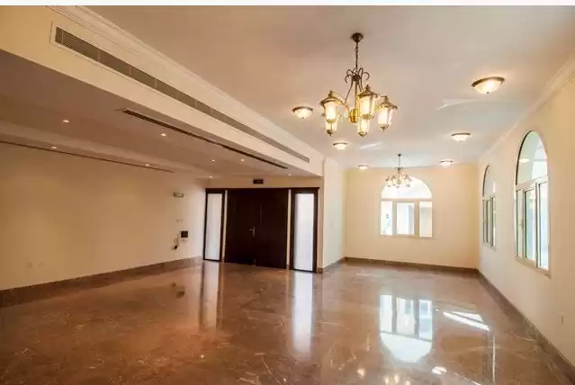 住宅 就绪物业 5 间卧室 U/F 大院别墅  出租 在 萨德 , 多哈 #13172 - 1  image 