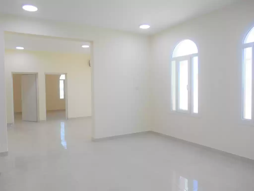 مسکونی املاک آماده 6 اتاق خواب U/F ویلای مستقل  برای اجاره که در السد , دوحه #13194 - 1  image 