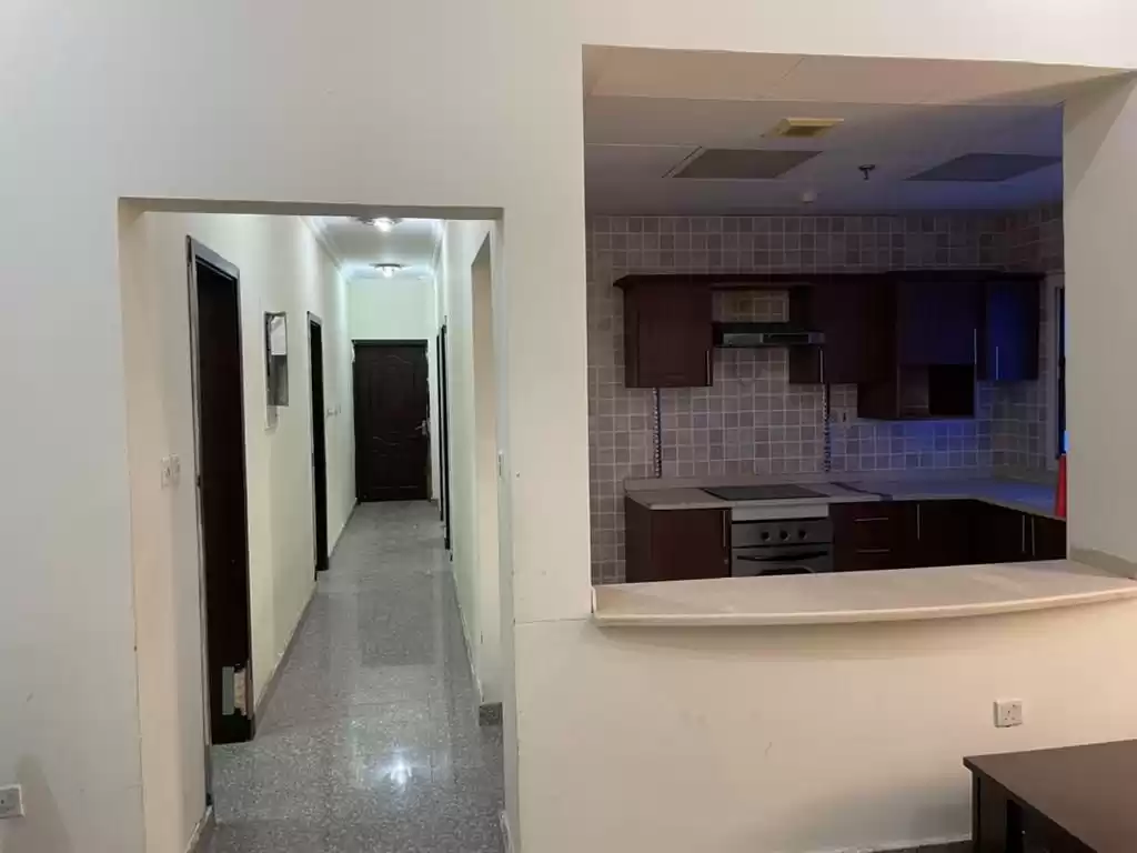 سكني عقار جاهز 3 غرف  مفروش شقة  للإيجار في السد , الدوحة #13264 - 1  صورة 