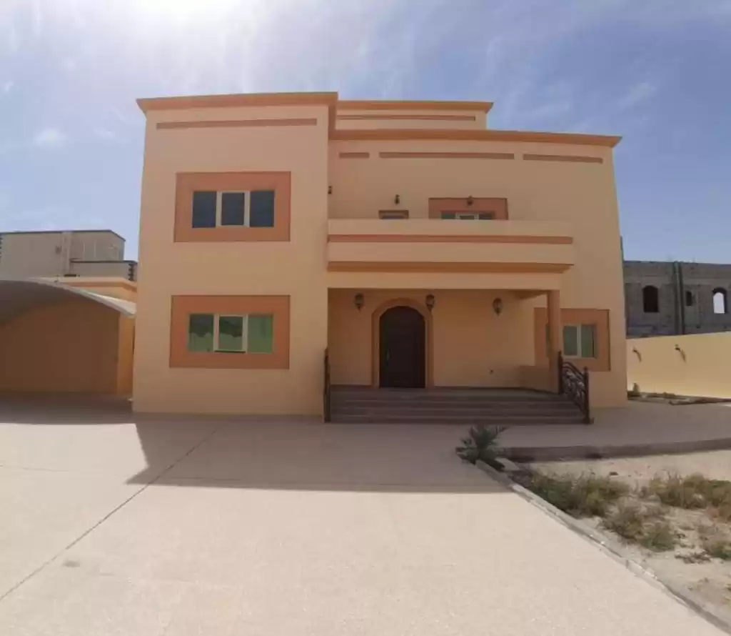 Residential Ready Property 1 Bedroom U/F Apartment  for rent in Al Sadd , Doha #13336 - 1  image 